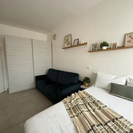 A Due Passi Dal Mare - Openspace Apartment *